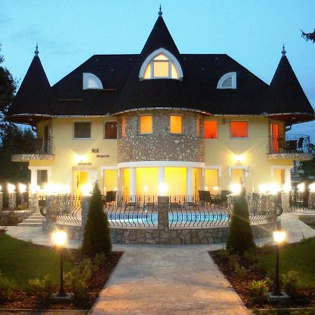Villa Margarita Siófok Eksteriør billede